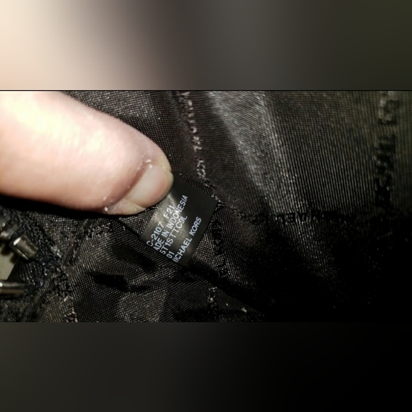 Michael Kors Designer - Black Small Shoulder Bag Purse Handbag Crossbody - Picture 5 of 6